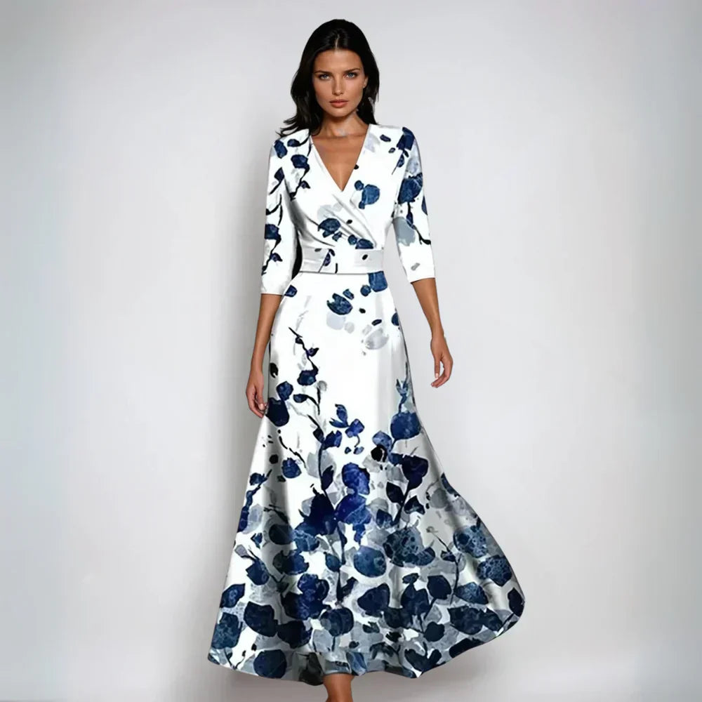 Emilia - Chic Bloom Dress
