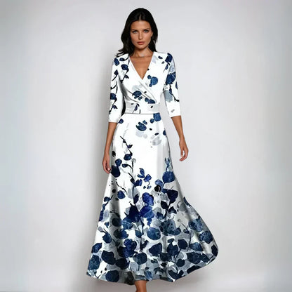 Emilia - Chic Bloom Dress