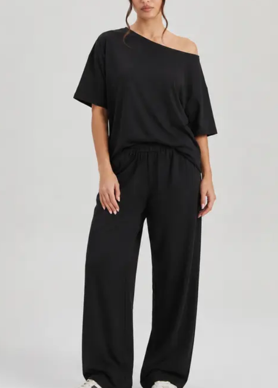 Katch Me Chic Women's Vibrant Polka Dot Sloping Shoulder Top & Wide Leg Trousers Co-ord, Breathable Loose   Short Sleeve   2-Piece Set for Spring & Summer, Stretch Pill-Resistant Soft Daily Outfit #TikTokMadeMeBuyIt #SummerEssentials #MatchingOutfit