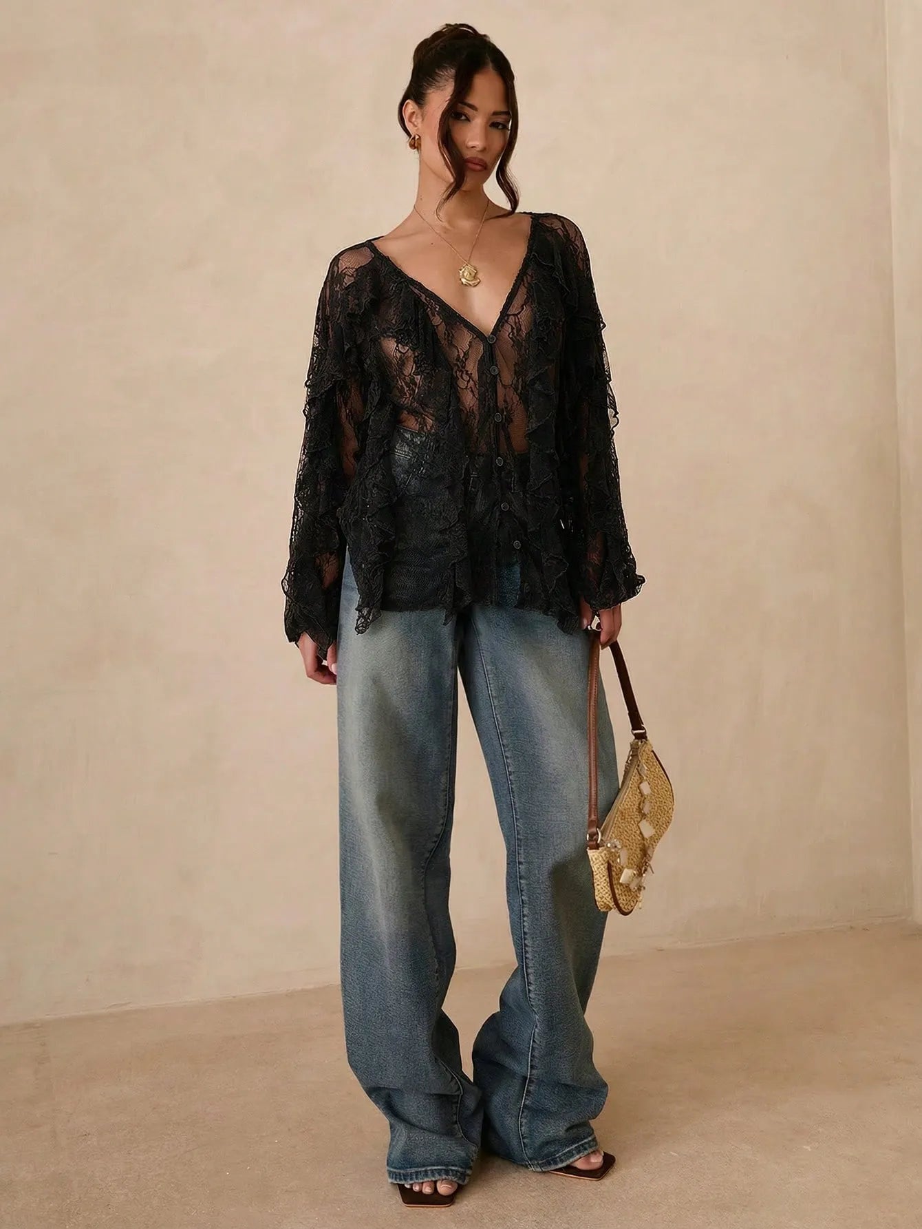 Kyra | Lace Long Sleeve Top