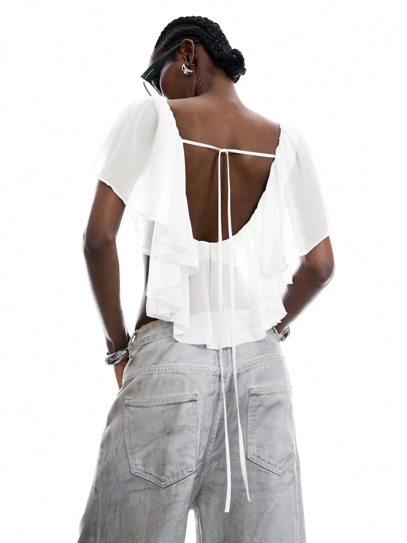 Queens | Ruffle Blouse